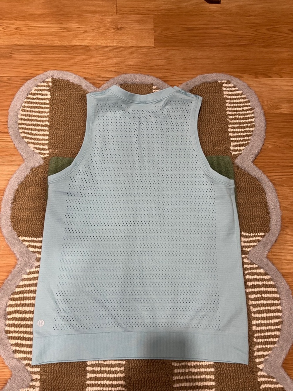Medium sky blue